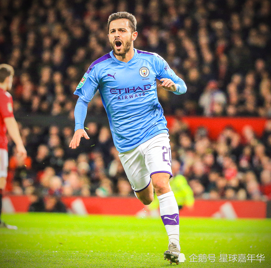 3C：退役三天前我和莱万说不想再为任何球队踢球，除非是巴萨