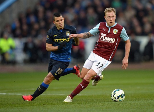 得分机器！史密斯半场11中7&三分7中4砍下19分7板3助