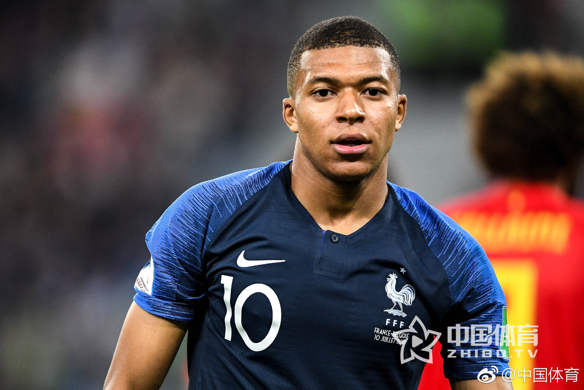 西媒热议亚马尔表现：昨晚真正的18岁新星是埃斯特旺