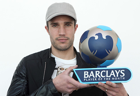 上演大四喜斩获金靴，法比奥当选中超官方第30轮最佳球员